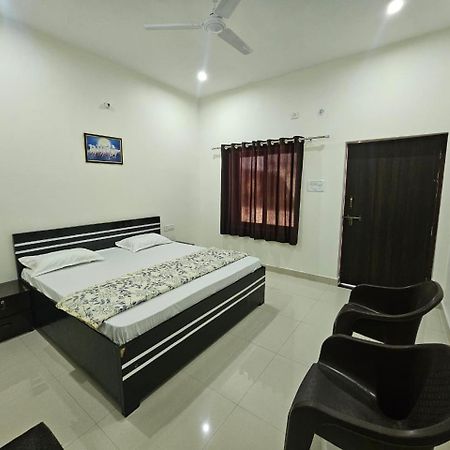 Govind Resort Матхура Экстерьер фото