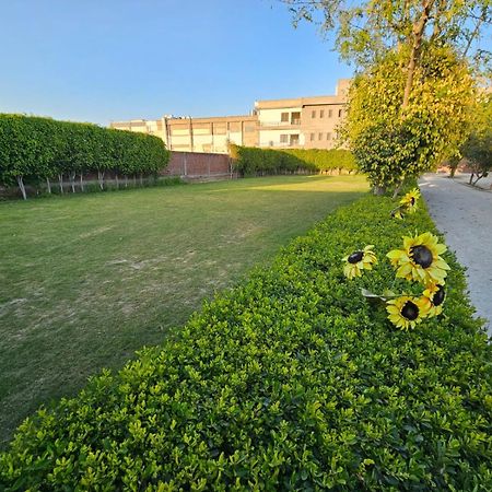 Govind Resort Матхура Экстерьер фото