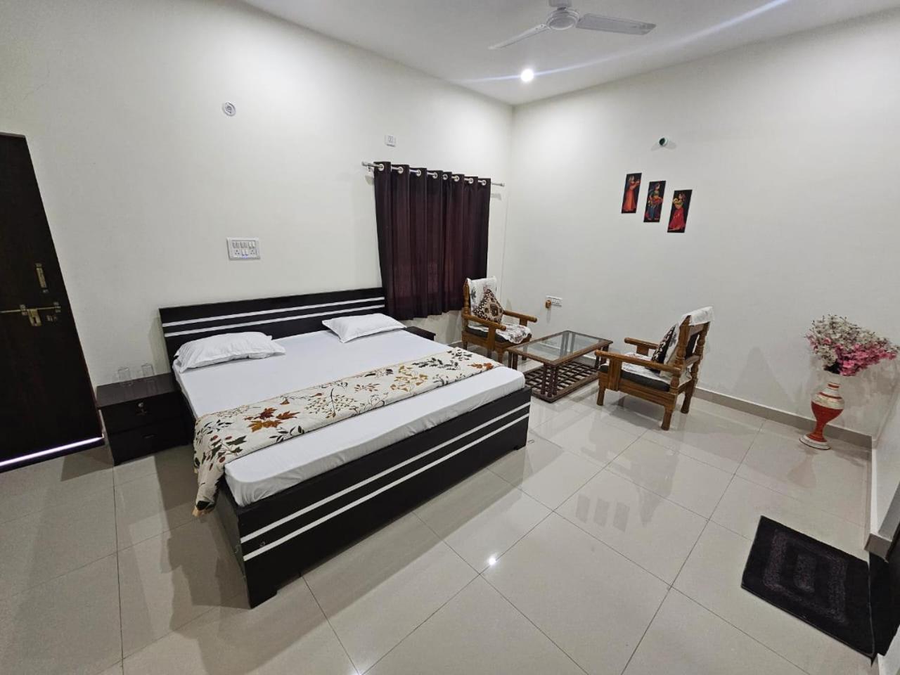 Govind Resort Матхура Экстерьер фото