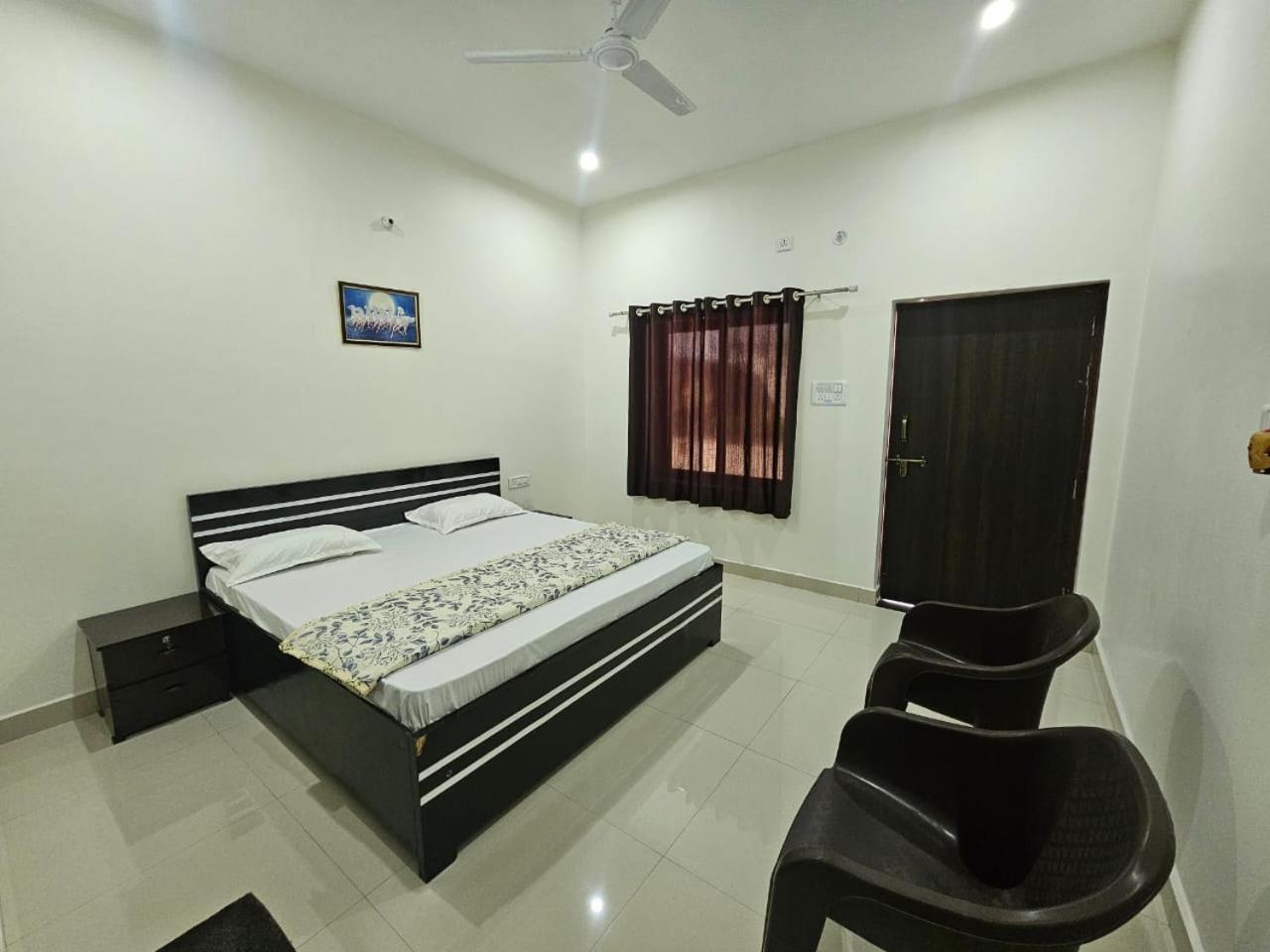 Govind Resort Матхура Экстерьер фото