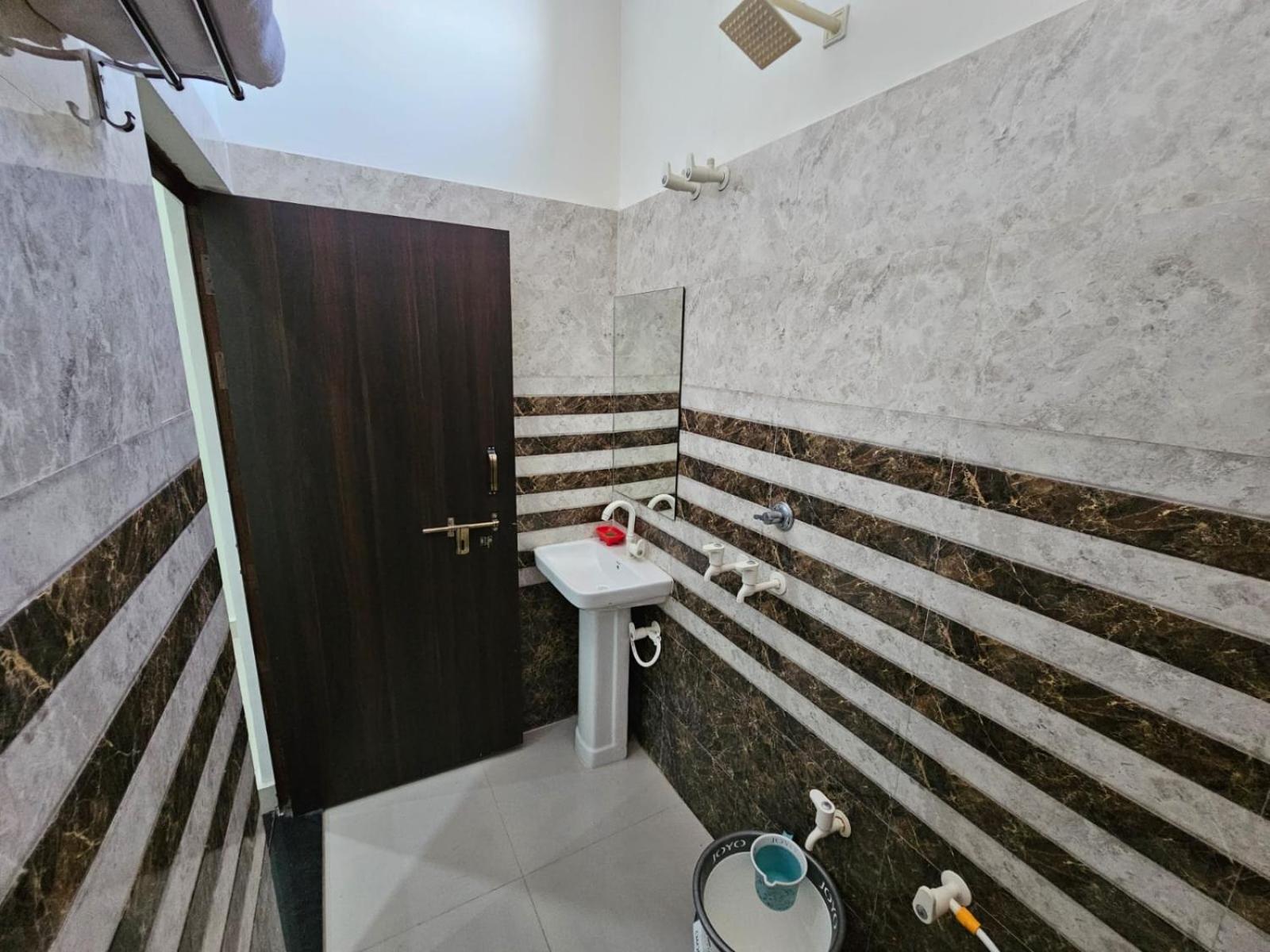 Govind Resort Матхура Экстерьер фото