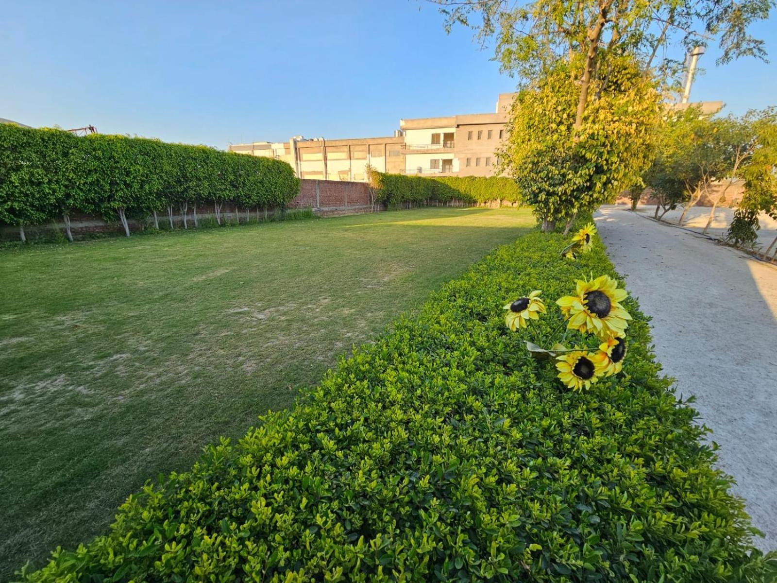 Govind Resort Матхура Экстерьер фото